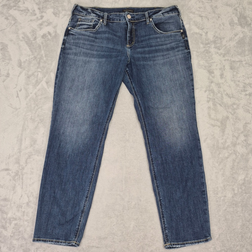 Silver Jeans 36 (38) Boyfriend Medium Wash Denim Jeans Women's Mid Relaxed Plus